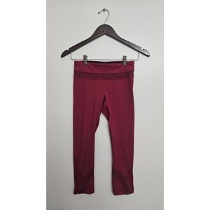 Lululemon Zone In‎ Crop 21" – Berry Rumble – Size 4